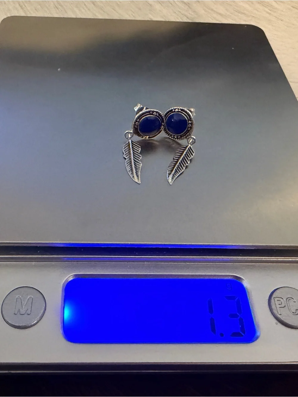 ❤️Blue Lapis Lazuli Navajo Style Stamped Sterling Silver Dangle Feather Earrings
